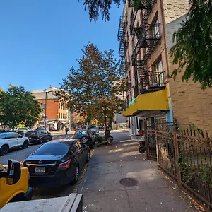 Homestay Fawlty Towers In Williamsburg, New York
